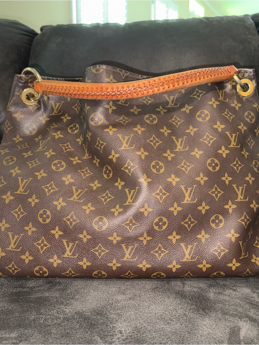Louis Vuitton Artsy GM